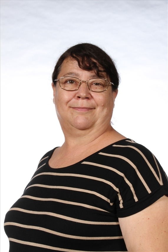Karen Faxon